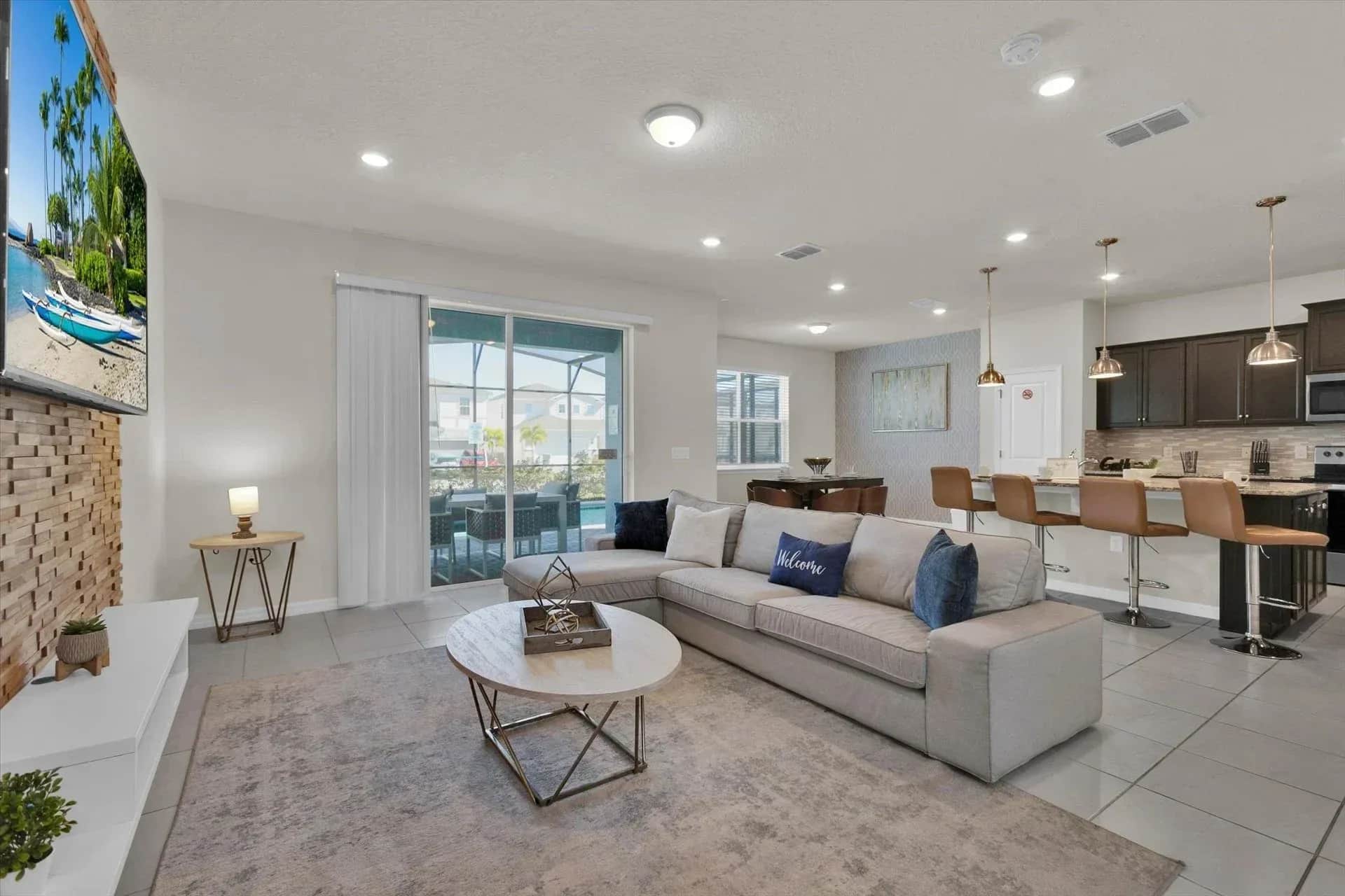 Charming Retreat — 5-bedroom vacation home with a private pool at Windsor Island, Kissimmee, FL