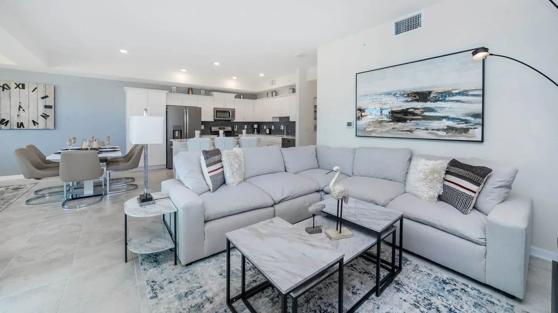 Condo Cutie — 2-bedroom vacation home at Storey Lake Resort, Kissimmee, FL