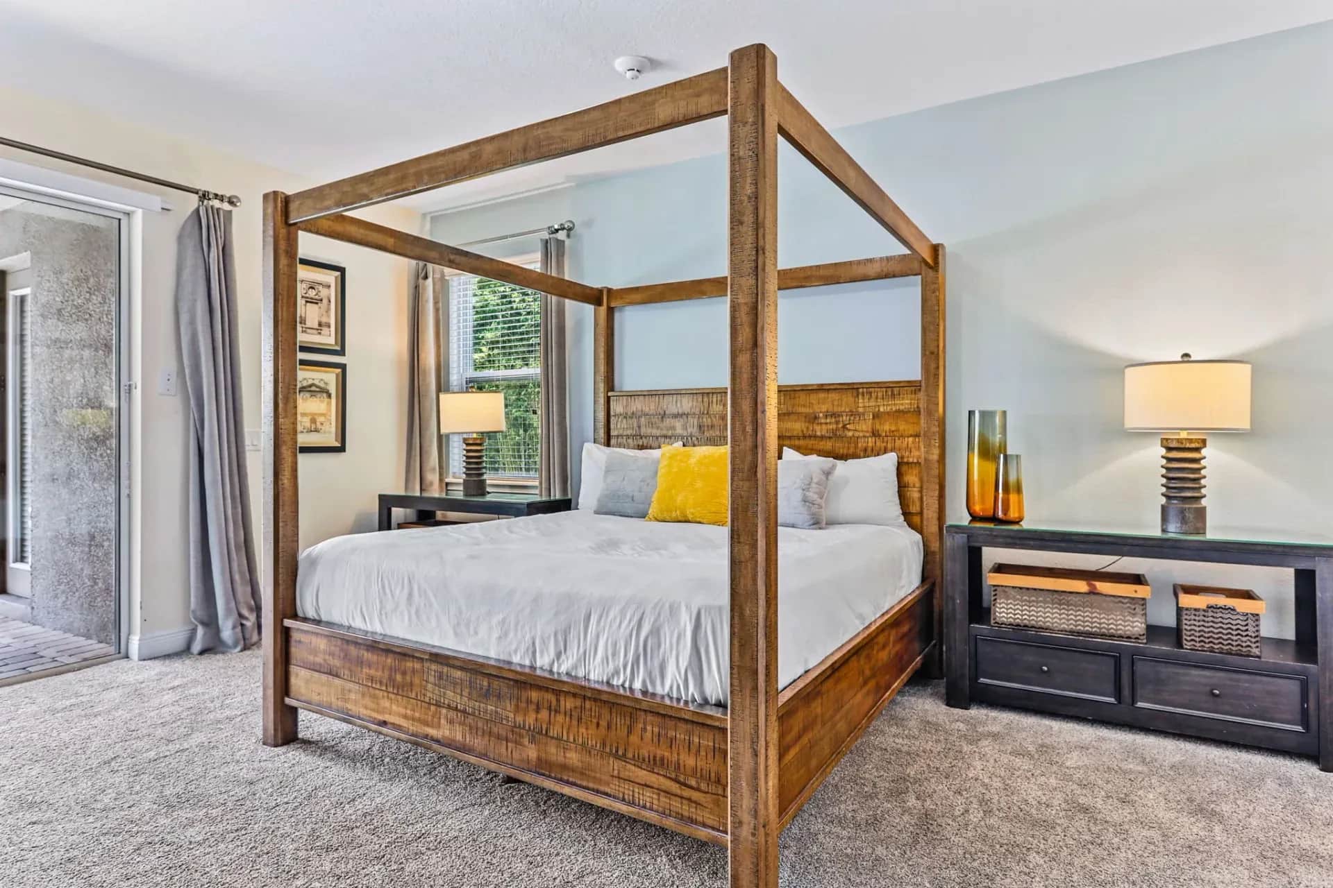 Magic Manor — 9-bedroom vacation home with a private pool at Encore Resort, Kissimmee, FL