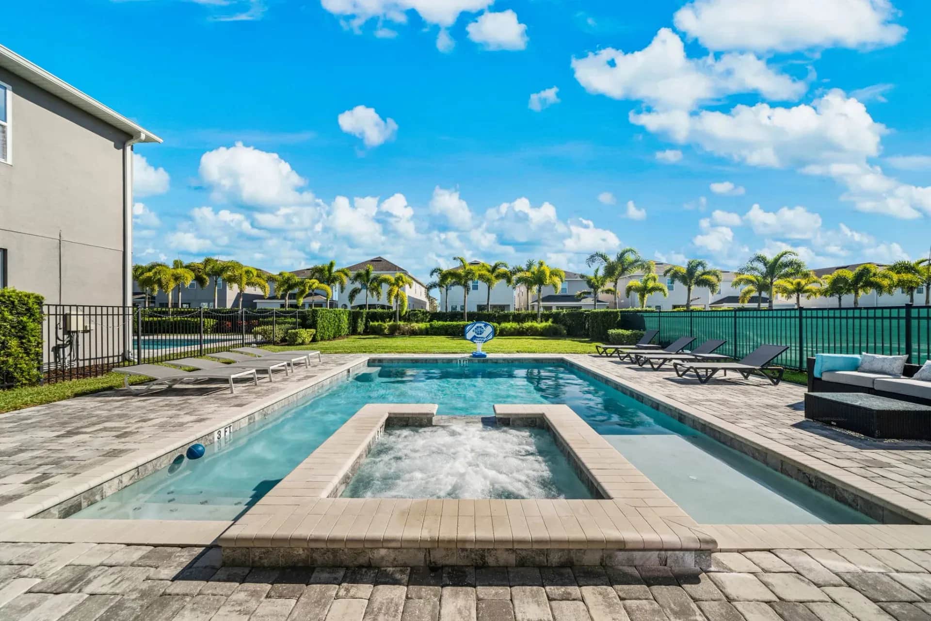 Courtside Cove — 5-bedroom vacation home with a private pool at Encore Resort, Kissimmee, FL