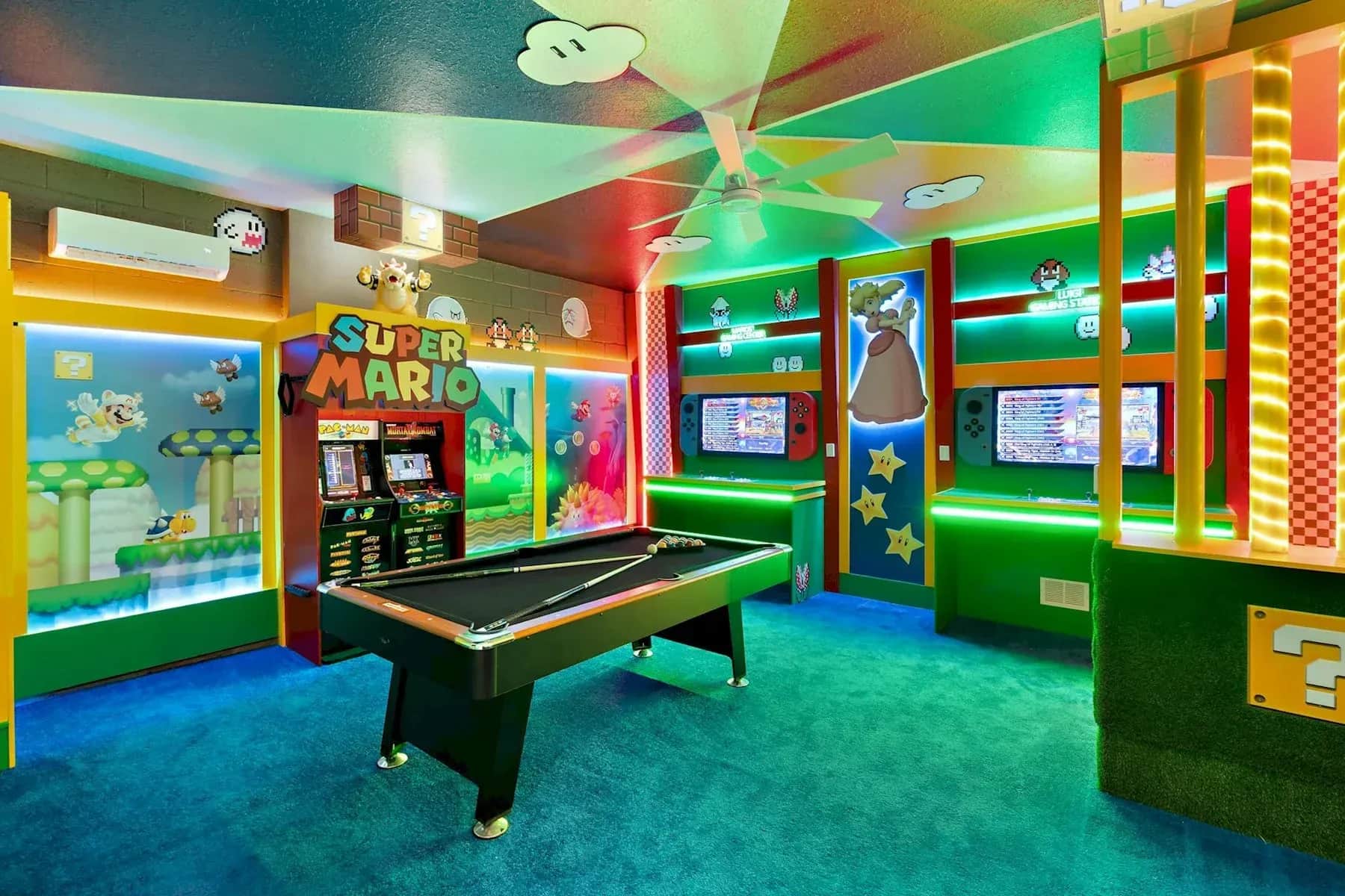 Super Star Villa — 10-bedroom vacation home with a private pool at Windsor Island, Kissimmee, FL