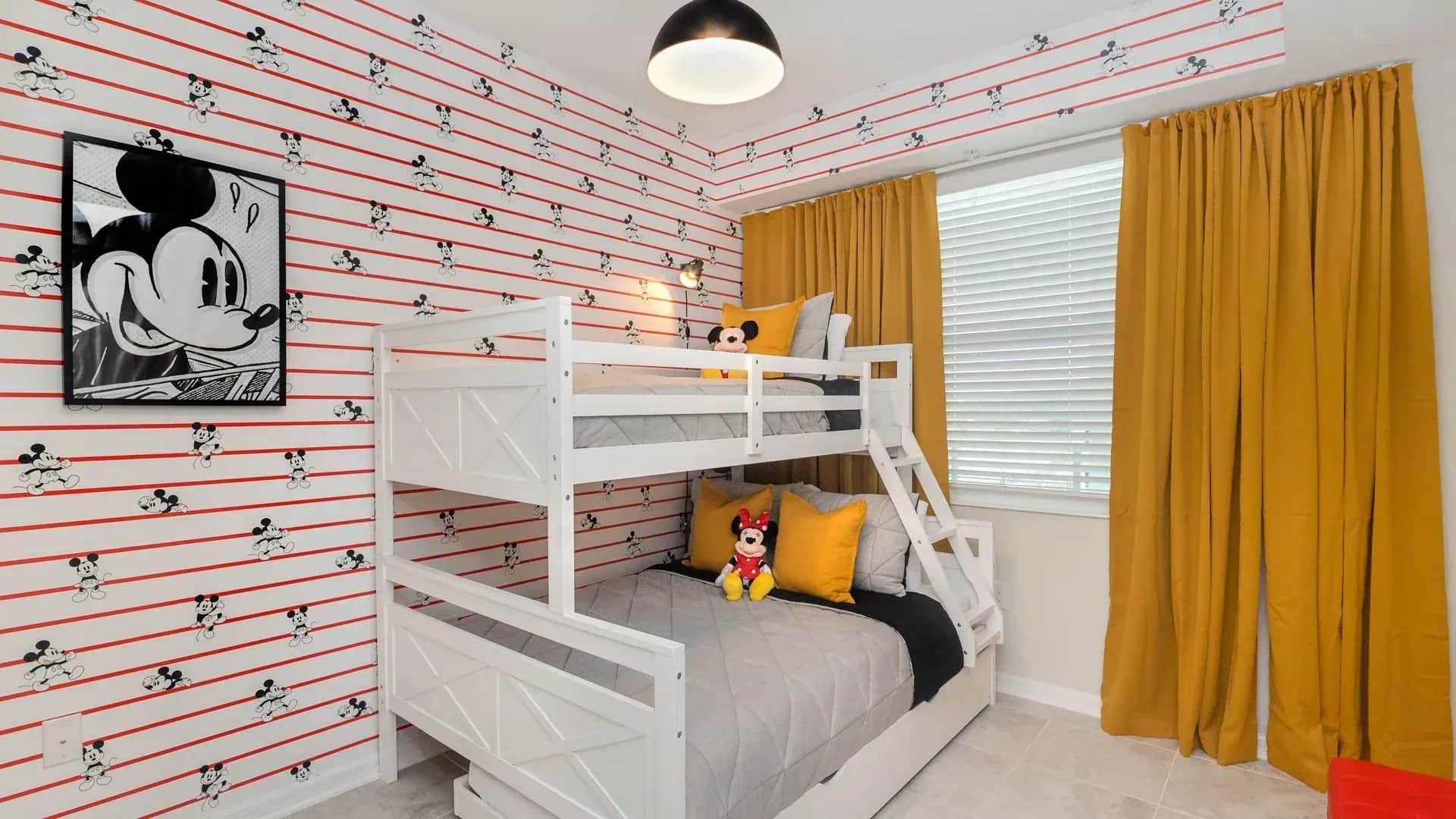 Condo Chic — 2-bedroom vacation home with a private pool at Storey Lake Resort, Kissimmee, FL