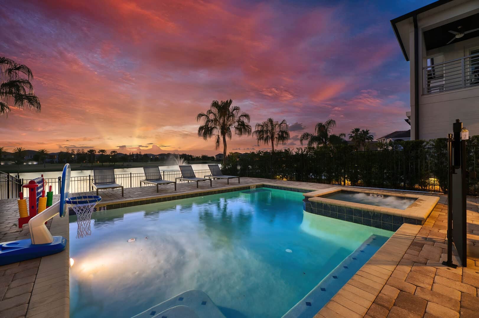 Enchanted Kingdom Villa — 5-bedroom vacation home with a private pool at Reunion Resort, Kissimmee, FL