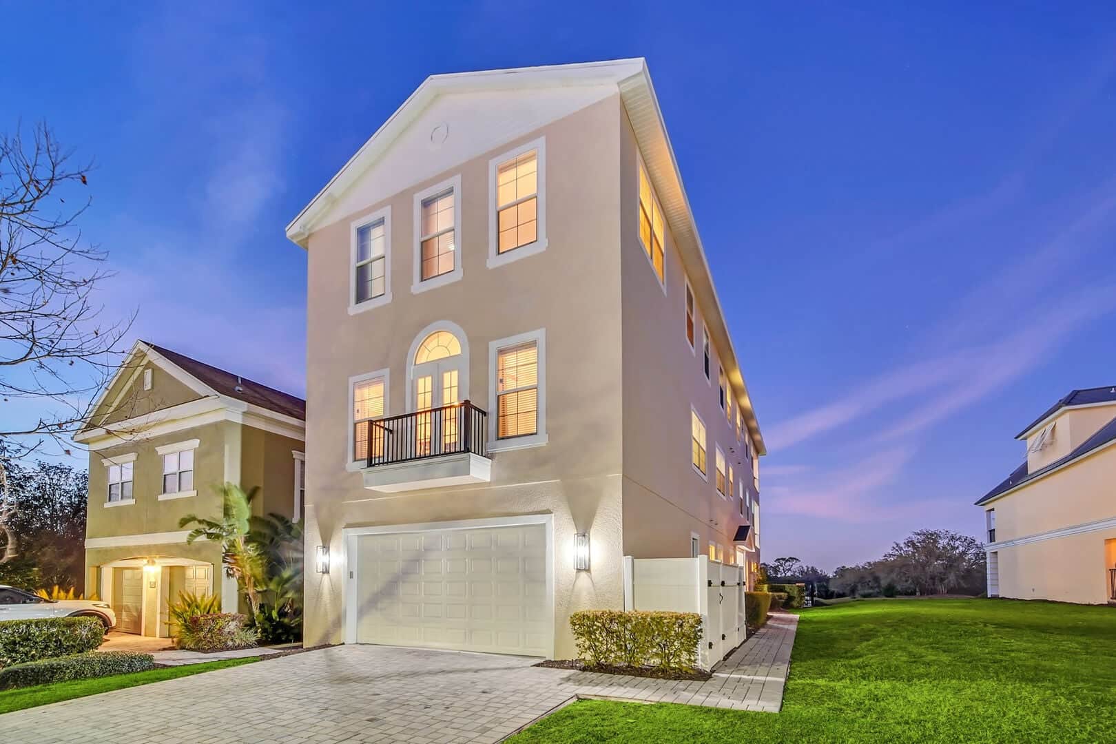 Rolling Fairway Residence — 8-bedroom vacation home with a private pool at Reunion Resort, Kissimmee, FL
