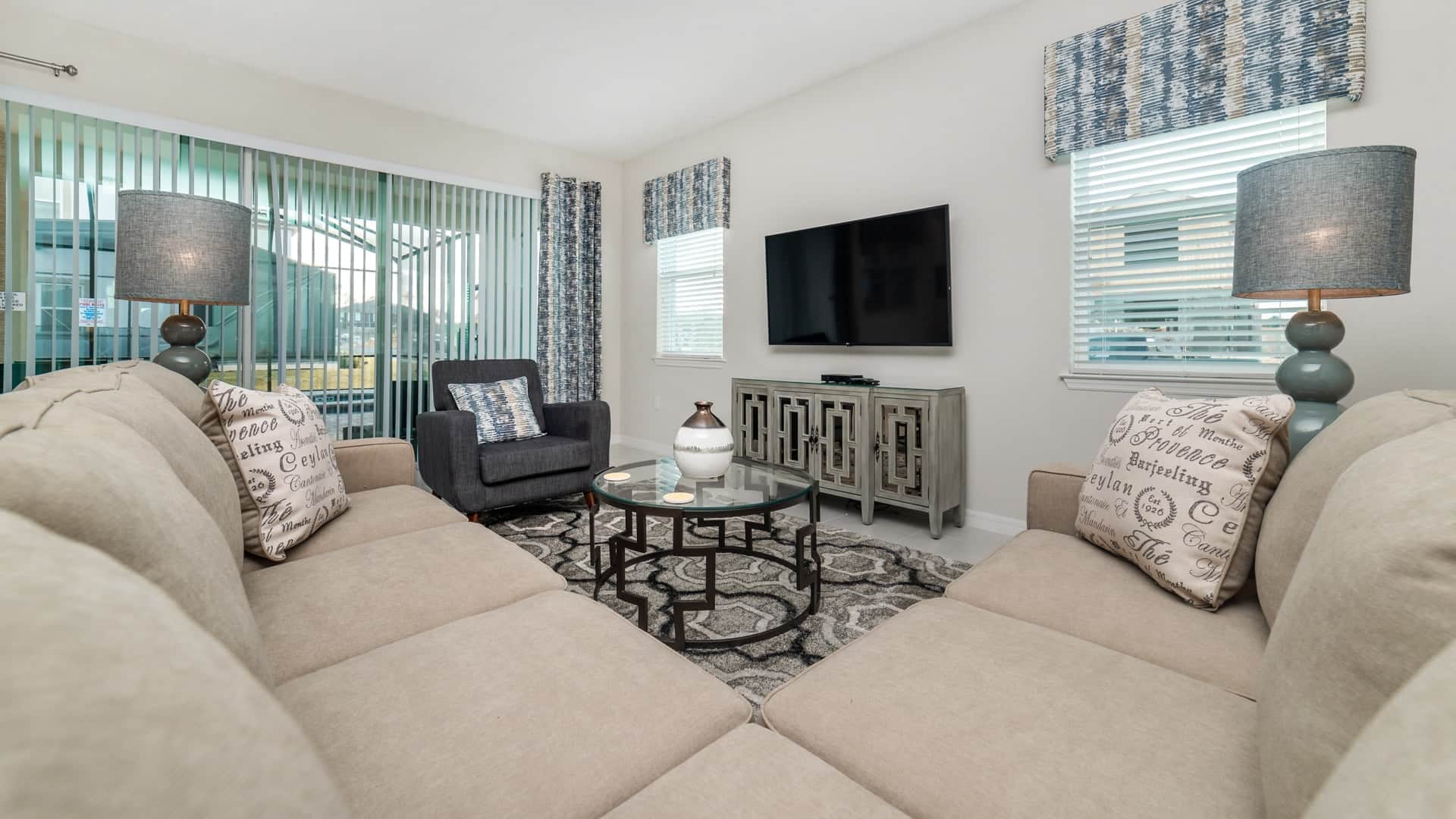 Barkside Bungalow — 4-bedroom vacation home with a private pool at Solara Resort, Kissimmee, FL