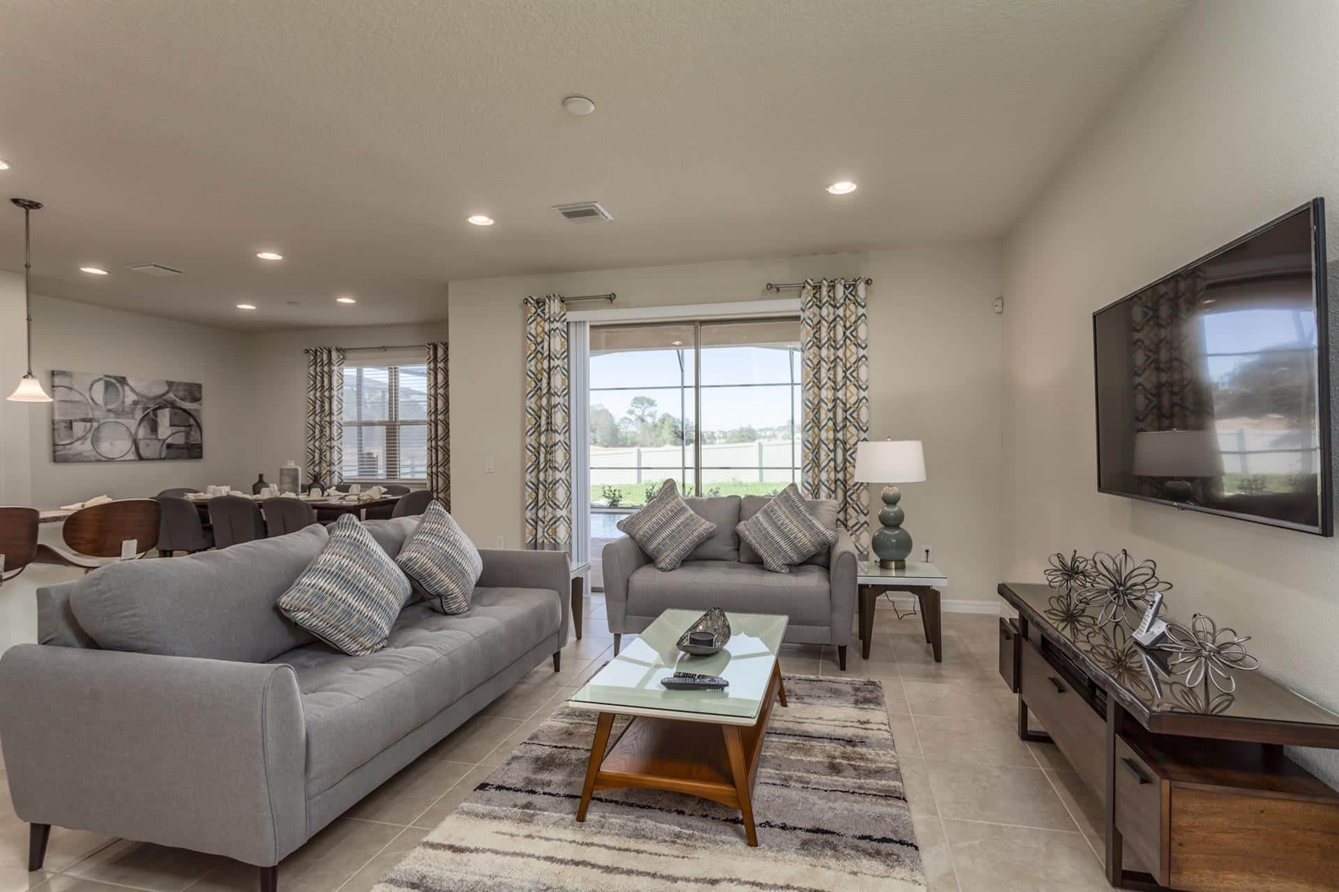 Tail Waggers Villa. — 5-bedroom vacation home with a private pool at Windsor at Westside, Kissimmee, FL