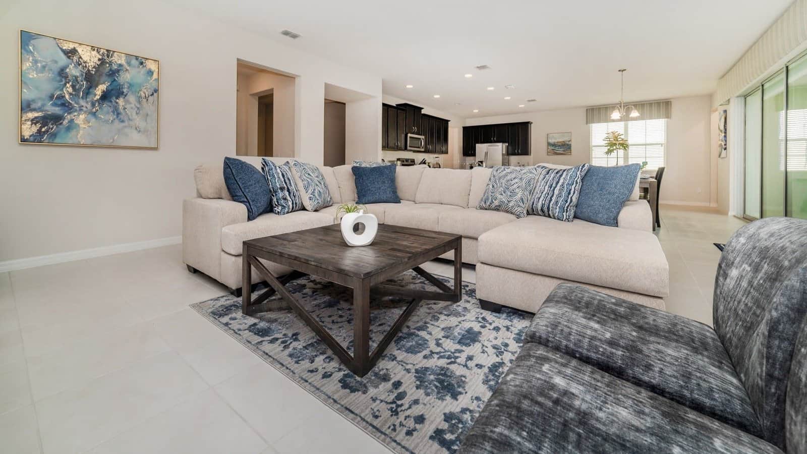Maison Calme — 5-bedroom vacation home with a private pool at Solara Resort, Kissimmee, FL
