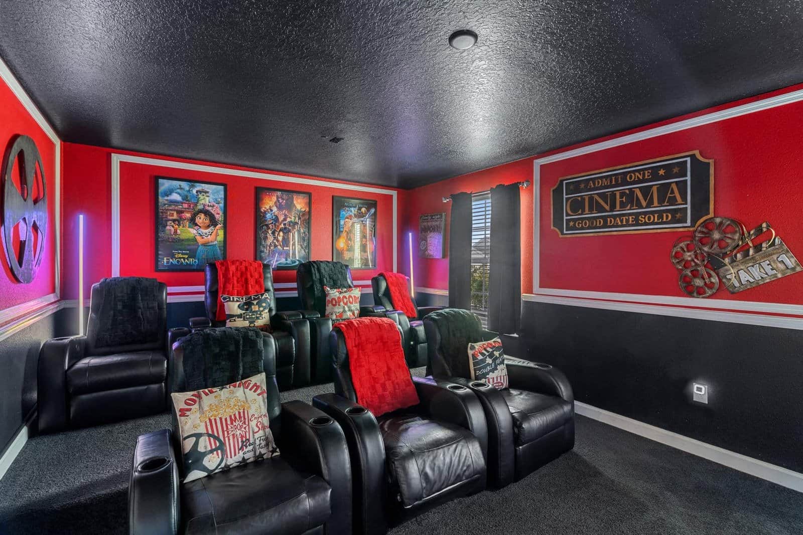 The Hideaway Hub — 8-bedroom vacation home with a private pool at ChampionsGate, Kissimmee, FL