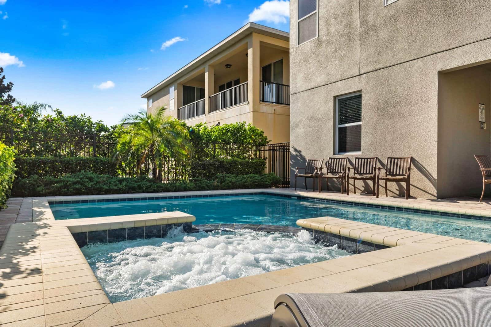 The Memory Box — 8-bedroom vacation home with a private pool at Encore Resort, Kissimmee, FL