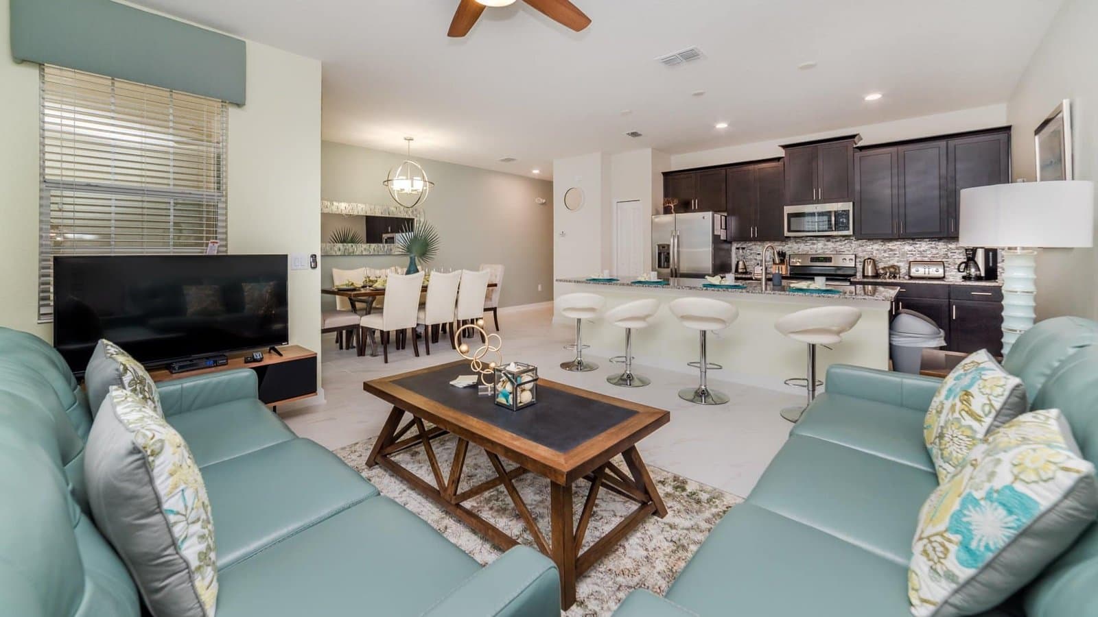 Bunkers Delight — 4-bedroom vacation home with a private pool at ChampionsGate, Kissimmee, FL
