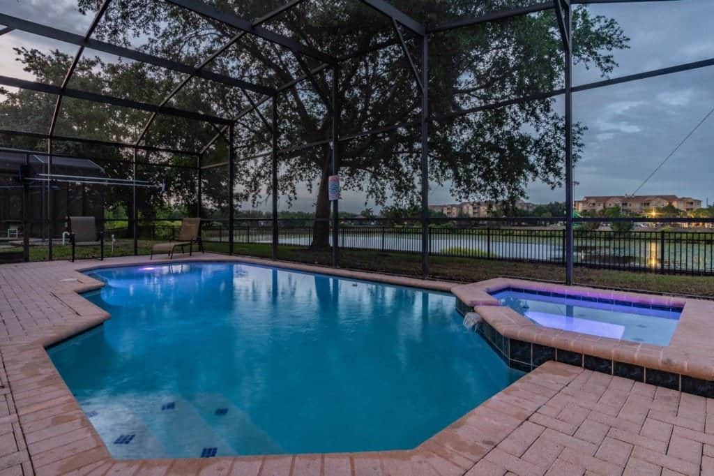 Lakeside Escape — 6-bedroom vacation home with a private pool at Windsor Hills Resort, Kissimmee, FL
