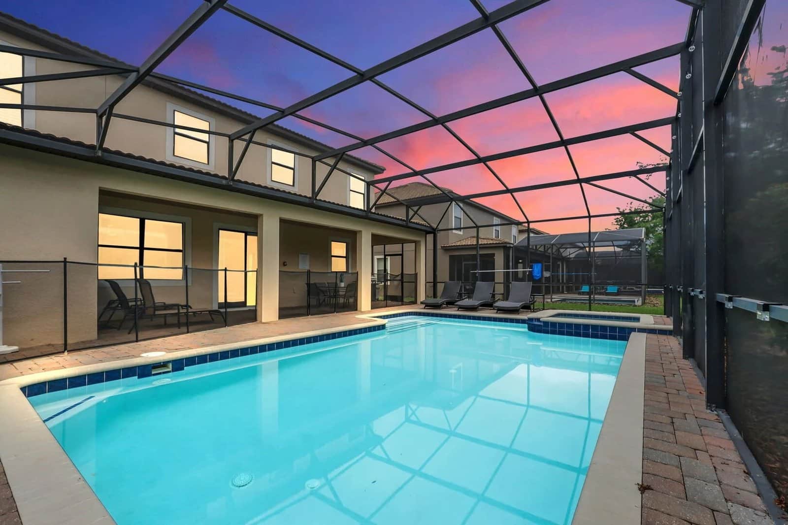 Par Tee Paradise — 6-bedroom vacation home with a private pool at ChampionsGate, Kissimmee, FL