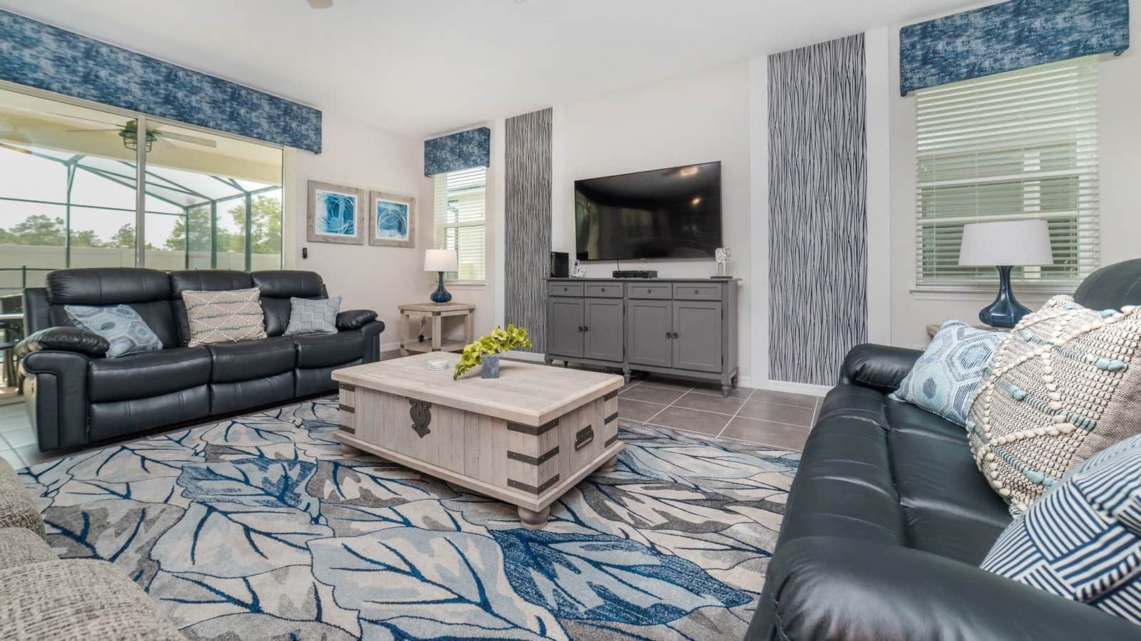 Teal Fusion — 7-bedroom vacation home with a private pool at Solara Resort, Kissimmee, FL