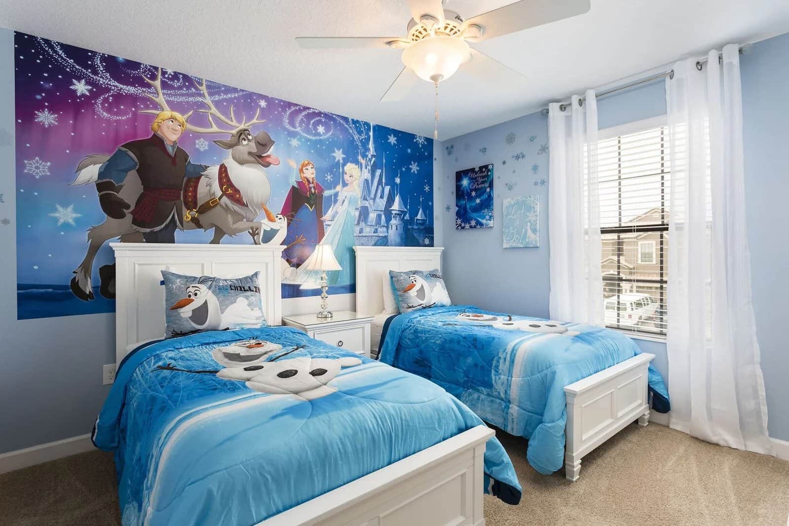 The Putt Inn — 6-bedroom vacation home with a private pool at ChampionsGate, Kissimmee, FL