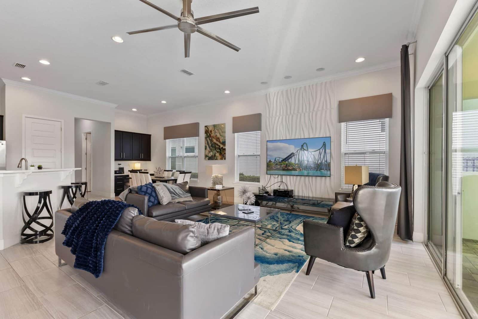 Urban Charm — 5-bedroom vacation home with a private pool at Reunion Resort, Kissimmee, FL