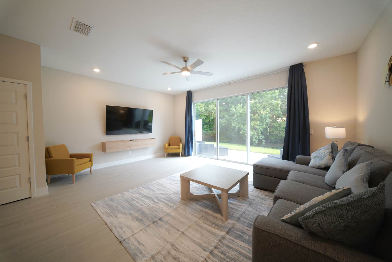 Pebble Courtyard Townhome — 3-bedroom vacation home at Reunion Resort, Kissimmee, FL
