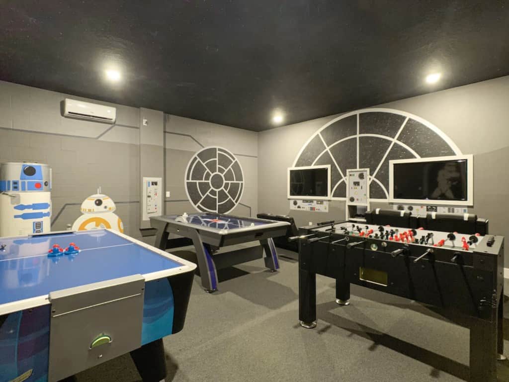 Lightsaber Lodge — 8-bedroom vacation home with a private pool at ChampionsGate, Davenport, FL