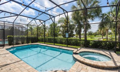 Galaxy Getaway – 9 Bed 6.5 Bath Sleep 22 – from $378